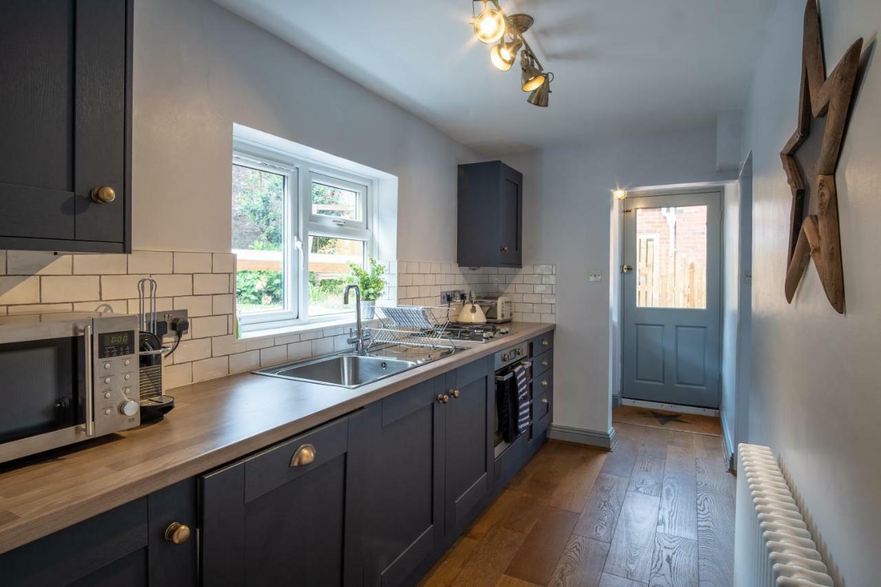Sailmaker'S Cottage Lymington Exterior photo